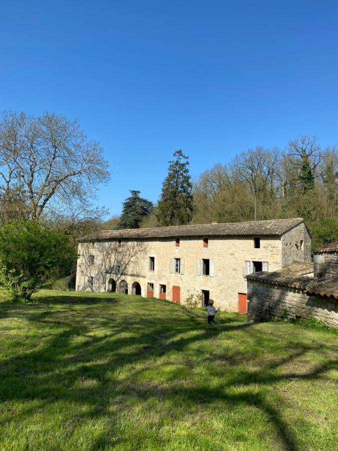 Chateau Des Loups - Les Cypres Echire Dış mekan fotoğraf